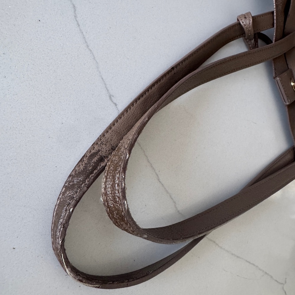 YSL/ Saint Laurent E/W leather tote - Picture 11 of 17